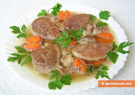 Carne in gelatina (Holodiets) .1