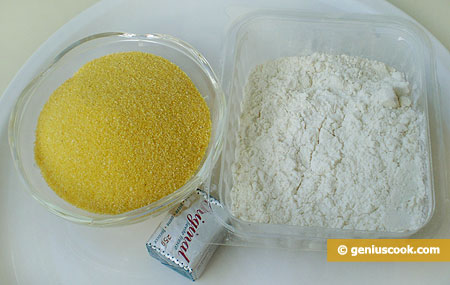 ingredienti per fare il pane di farina di mais, in casa