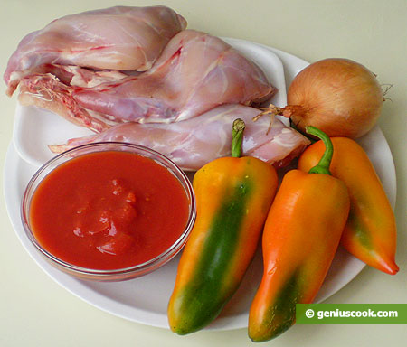 Ingredienti per il "Coniglio in salsa di pomodori, peperoni dolci, curry"