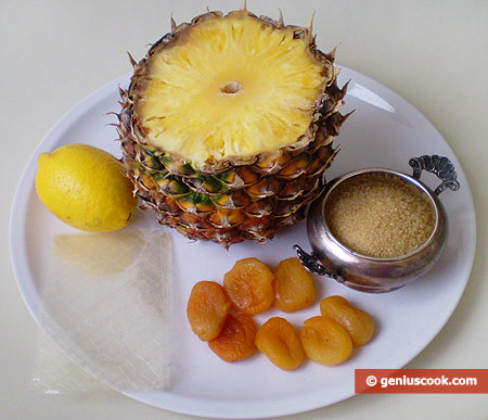 Ingredienti per l'Ananas in gelatina