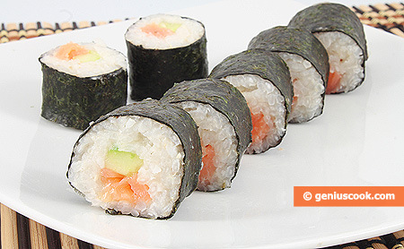 Sushi al salmone affumicato